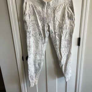 Lululemon Warm Down Jogger 7/8 Length Size 12